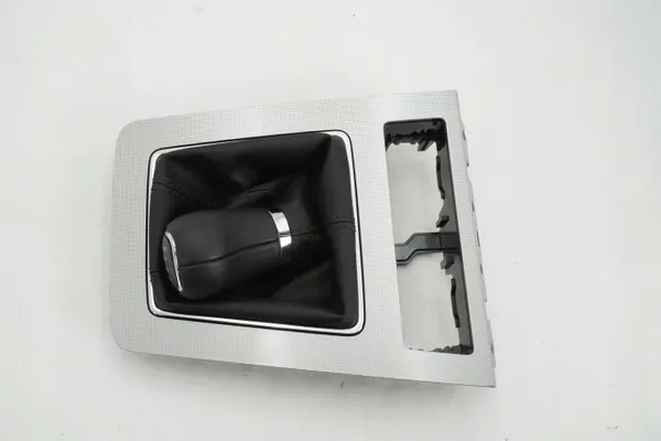 Manchon de levier de vitesse OEM 5E1863212A Skoda Octavia MK3 image 9