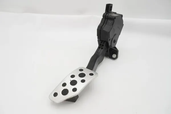 Subaru XV Gaspedal OEM 36010FL031 - Gebraucht image 2