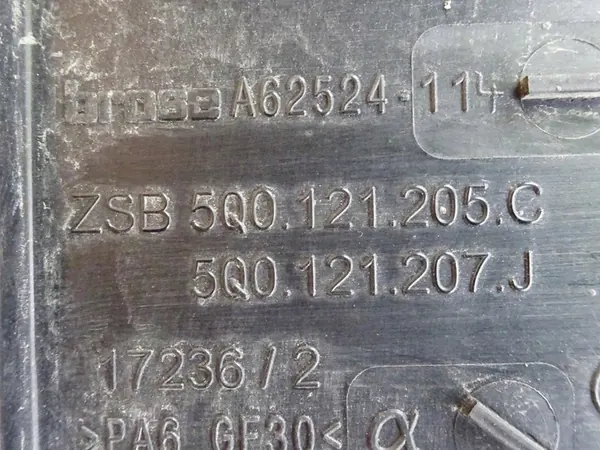 AUDI A3 8V GOLF VII LEON III 1.6 TDI Fläkt 5Q0959455AF image 7