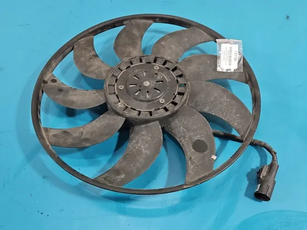 Porsche Radiatorventilator OEM 97062403701 Gebruikt image 2