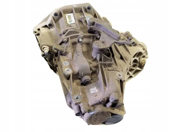 NISSAN QASHQAI Vaihteisto 1.5L OEM 8201010268 image 2