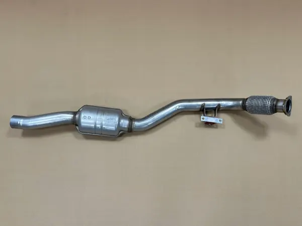Audi A6 C8 Etupään pakoputki OEM 4K0253300F image 2