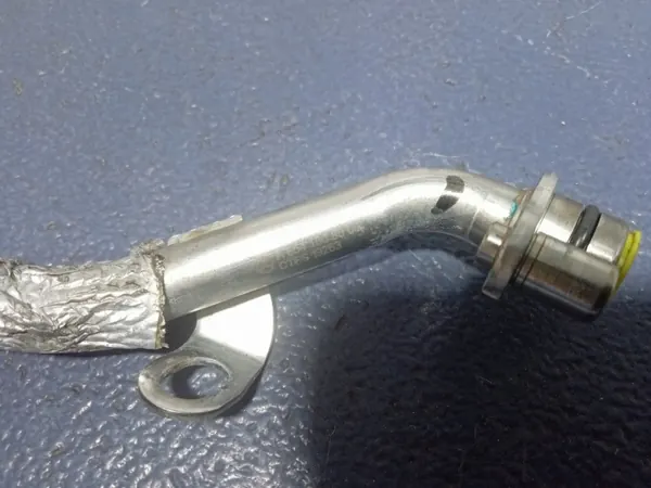 Mercedes Turbo-Ölleitung OEM A6541808000 - Gebraucht image 6