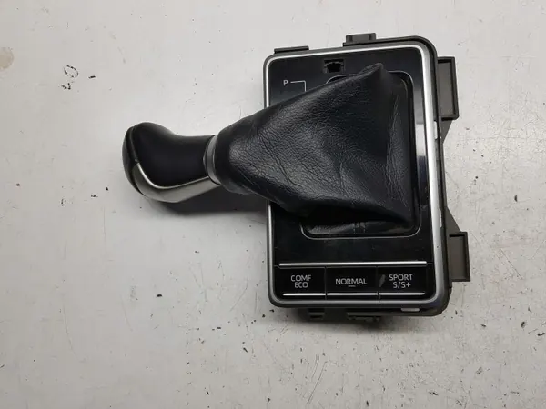 Pomo de Cambios Toyota Land Cruiser 150 OEM - Usado image 4