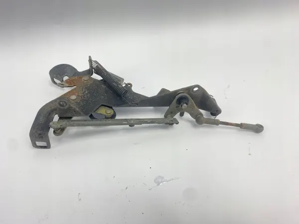 Mécanisme de câble gaz OEM 1040702321 Mercedes W124 image 6