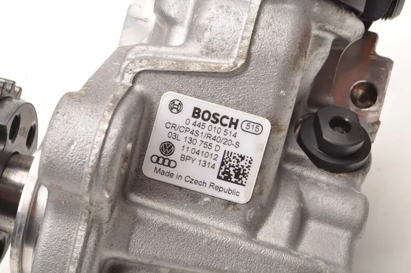 Skoda OE 03L130755D Hochdruckpumpe image 3