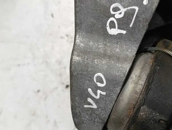 Motorsteun VOLVO V40 ESTATE 2016 31359637 image 5