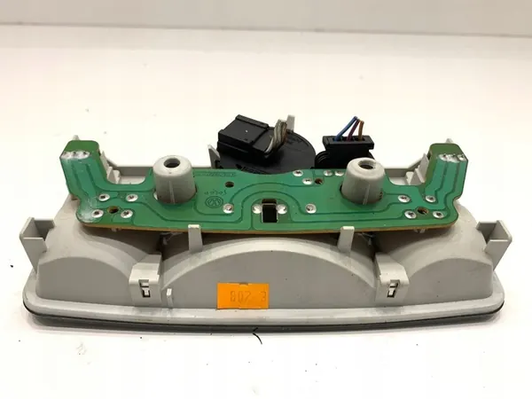 VW GOLF IV 1J0947105B Innenleuchte image 4