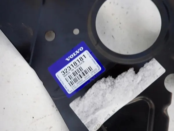 Suporte longitudinal esquerdo OEM 32318181 para Volvo image 3