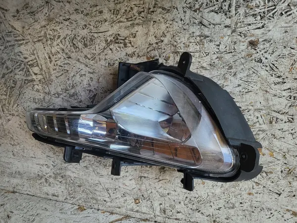 KIA SPORTAGE III 10-16 FAROL DIREITO 922023W200 image 4