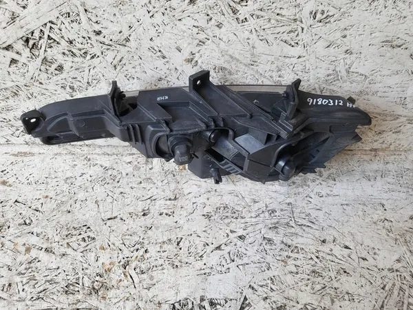 KIA SPORTAGE III 10-16 FAROL DIREITO 922023W200 image 6