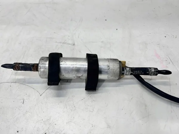 Brandstofpomp Audi A4 B8 A5 8T Q5 8R A6 C6 2.0 TDI image 2