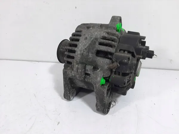 DACIA LOGAN 1.6 16V Vaihtovirtageneraattori VALEO 8200667607 image 4