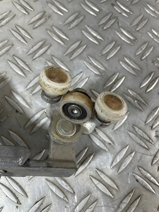 IVECO DAILY 14- Rolo de Porta 56087 image 2