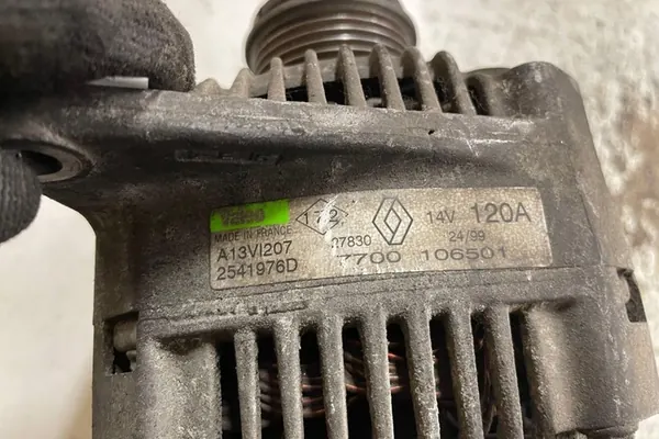 Vaihtovirtageneraattori RENAULT MEGANE SCENIC 1.9L diesel image 5