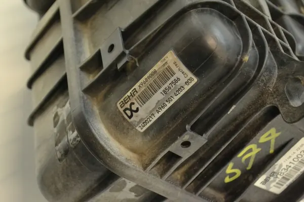 Uitzettank Mercedes Actros MP4 OEM 9605014203 image 8