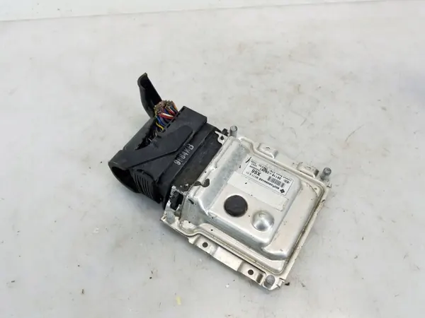 Computador Motor Kia Venga 1.4 OEM 39118-2B281 image 2