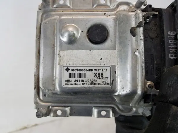 Computador Motor Kia Venga 1.4 OEM 39118-2B281 image 3