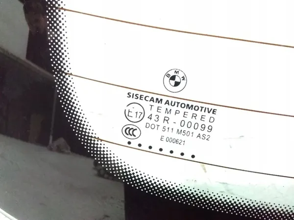 Cristal abatible de portón BMW G21SV - Usado image 9
