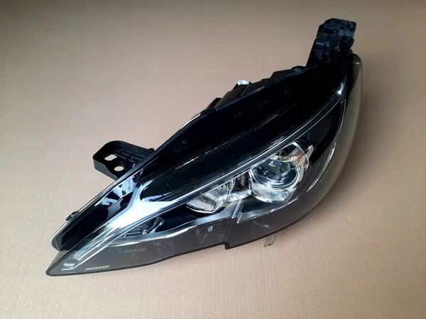 Vasen Ajovalo Peugeot 308 II T9 LED image 2