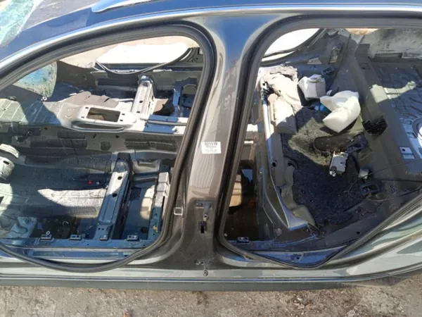 Pilier quart gauche Audi A6 C7 Break OEM 01 image 3