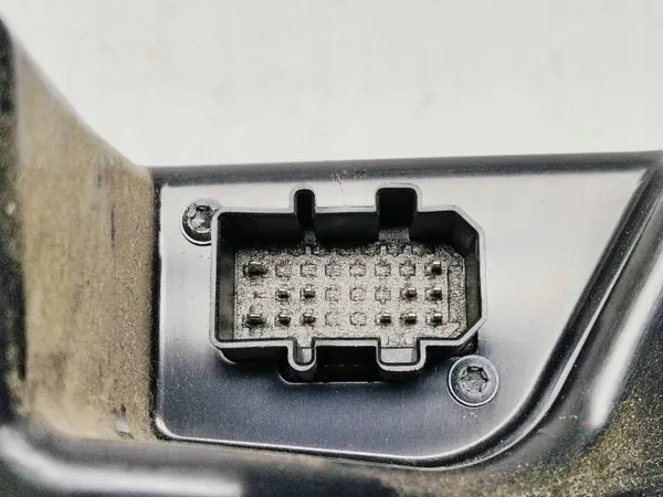 Altavoz Subwoofer Audi OEM 8P4035382 para A3 8P image 4