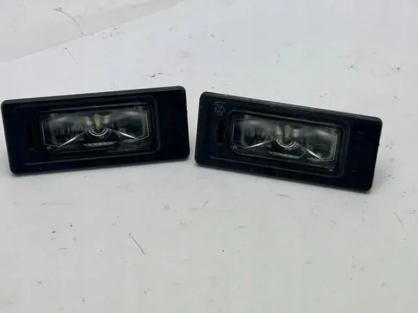 Feu de plaque Audi A4 S4 B9 OEM 17132610S image 2