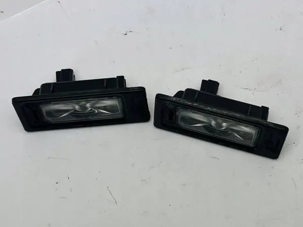 Feu de plaque Audi A4 S4 B9 OEM 17132610S image 5