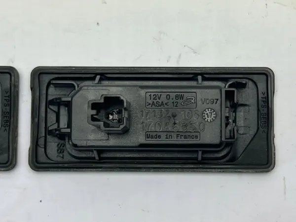 Feu de plaque Audi A4 S4 B9 OEM 17132610S image 6