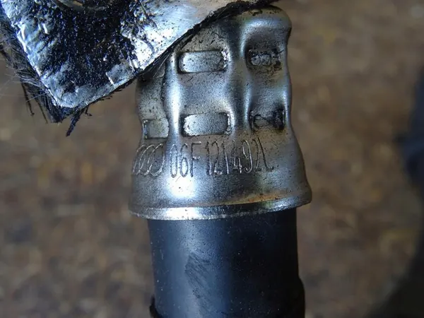 Vesiletku SEAT LEON II AUDI S3 GOLF VI 06F121492L image 2