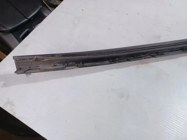 BMW 5 F10 Dachleiste Rechts OEM 7203128 image 10