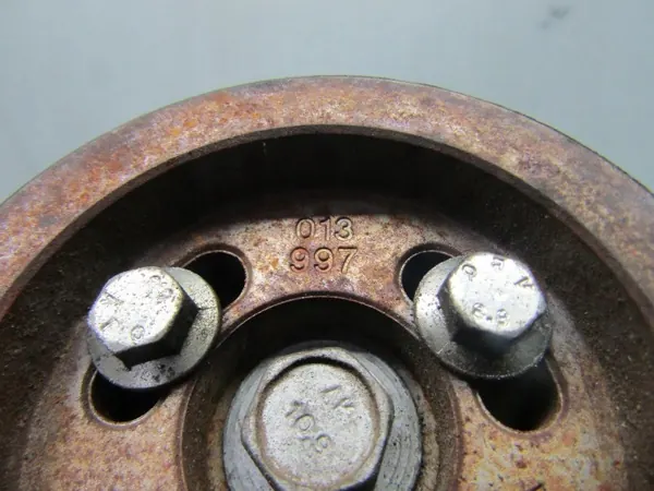 Avgas kamaxel Renault OE OEM 03R 2.5 DCI image 6