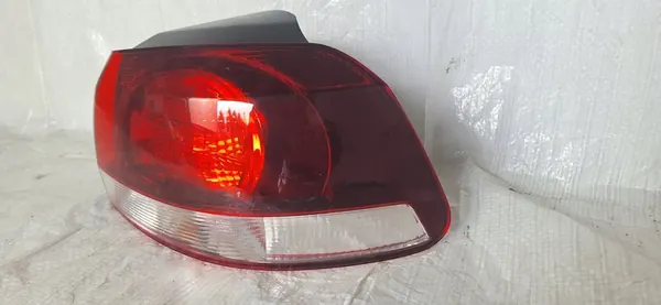 VW GOLF 6 VI LÁMPARA TRASERA DERECHA 5K0945096M image 2