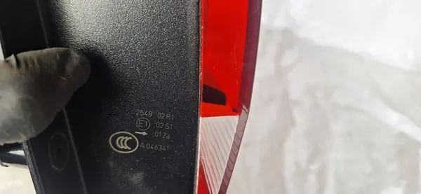 VW GOLF 6 VI LÁMPARA TRASERA DERECHA 5K0945096M image 7