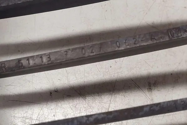 Griglia BMW 5 (E60) 2.0L diesel 2008 image 3