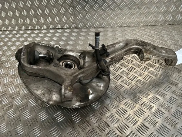 Mercedes-Benz GLE W166 Framhjulsnav OEM 16609 image 4