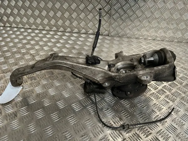 Mercedes-Benz GLE W166 Framhjulsnav OEM 16609 image 5