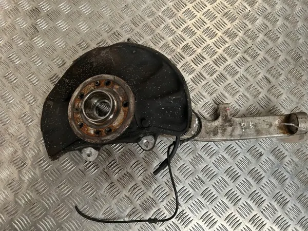 Mercedes-Benz GLE W166 Framhjulsnav OEM 16609 image 7