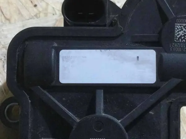 Vasen Takajarrumoottori Jaguar F-Pace gx732k328be image 3