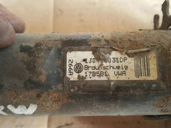 Ammortizzatore anteriore destro Seat Leon (1M) 1998 con molla OEM image 5