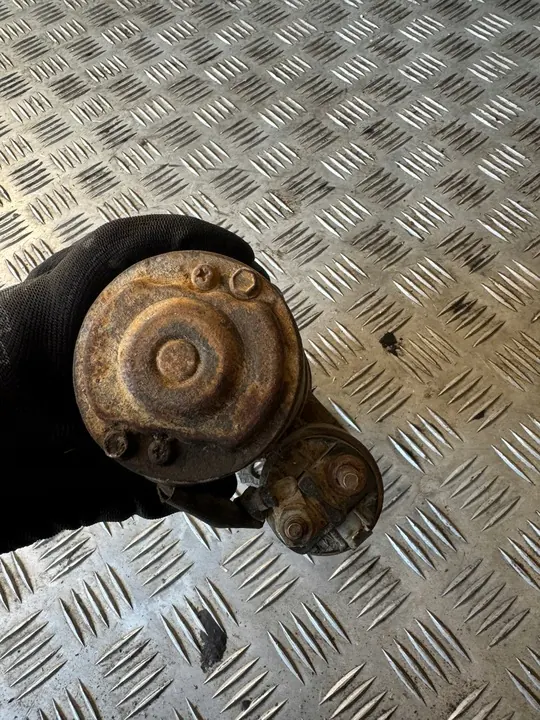 Démarreur 3.0B Mitsubishi Pajero I 82-91R. M1T72583 image 4