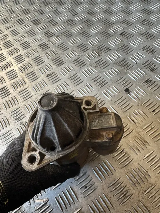 Démarreur 3.0B Mitsubishi Pajero I 82-91R. M1T72583 image 5