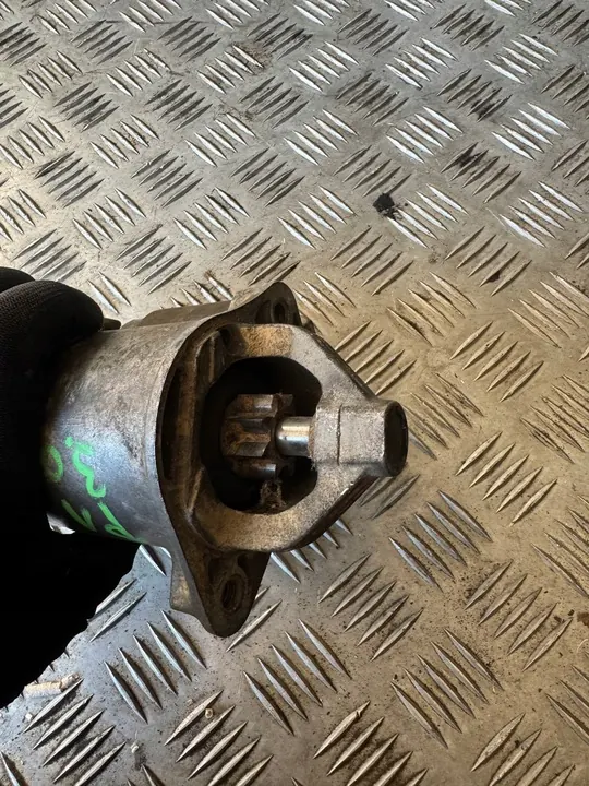 Démarreur 3.0B Mitsubishi Pajero I 82-91R. M1T72583 image 6