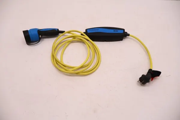 Câble de charge Volvo XC60 II 2.0 T8 OEM image 2