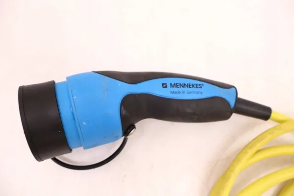 Câble de charge Volvo XC60 II 2.0 T8 OEM image 3