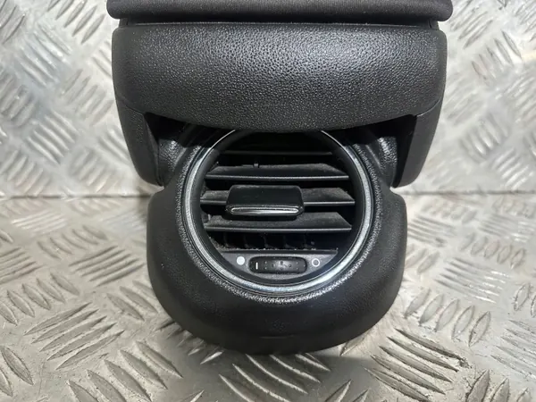 Lancia Delta III stoffen armsteun ventilatierooster OEM image 4