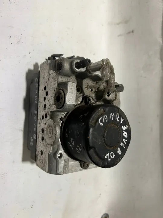 ABS-pumppu ohjain 44540-33061 Toyota Camry:lle image 2