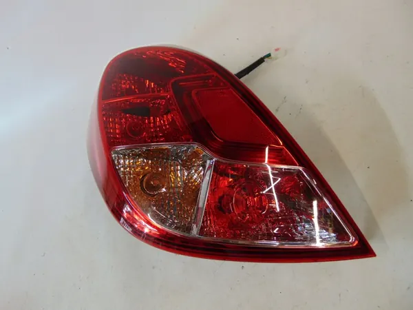 HYUNDAI i20 LIFT Luz Trasera Izquierda 924014P500 image 3