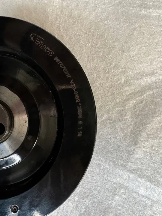 Vaico V20-8182 Polia do virabrequim image 6