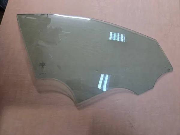 Vitre Portière Droite Avant Mercedes W205 2016ROK EU image 2